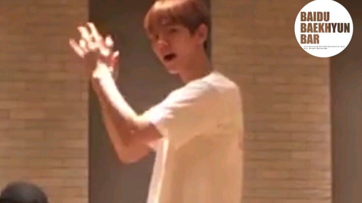 【بين باي شيان】[صنع خاص بمنتدى بين] 220524 كا-تشينغ! تركيز باي شيان