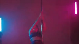 Exotic Pole Dance Indonesia @mscat_poledance #nyxpole