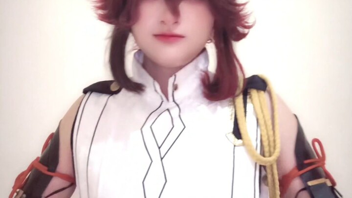 Cosplayer | Araa Cosu - Thumb Swipe Upside Down On The Video [ GI ]