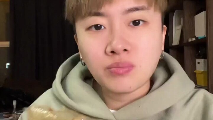 Tình yêu xa, người có tâm thì không cần dạy, còn người vô tâm thì chẳng thể thay đổi.