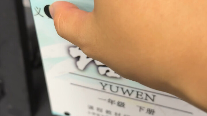 Đến giờ vẫn chưa dám tin, Xbox mua qua Xianyu rồi tự đến lấy, chơi được một ngày đã hỏng rồi [cười]