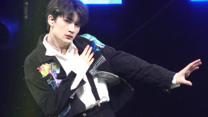 【Dư Vũ Hàm】《CALL ME BABY》Nhìn anh ấy nhảy tôi chỉ muốn hét lên! Từng khung hình đều tuyệt đẹp!