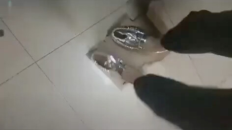 อูหู～รองเท้าคู่ใหม่～สวยเกินไปแล้ว～ทำใจยากจัง