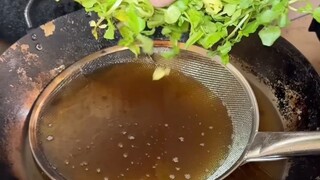 Jukut goreng.  kita suka sambal nya.. enak