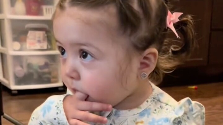 (Juji) So beautiful I don’t recognize her—where did my little baby go?