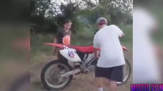 รวมคลิปเหล่าเกรียนรถวิบาก เกรียนจนได้เรื่อง ฮ่าๆ motocross fails