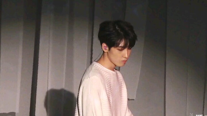 [All About Wonwoo Focus] A scathing rant at the 6 fans who haven’t seen this straight‑shot—you have 