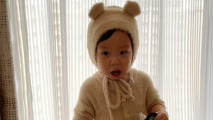 Big-Head Skinny Guy B.