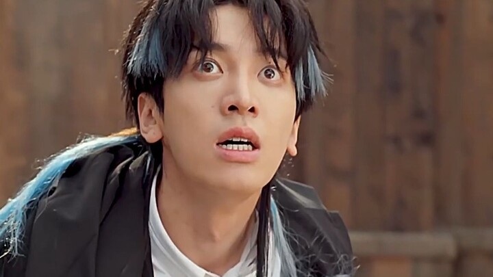 The Wudang leader pretended to be a pig and ate the tiger to participate in the alien competition an