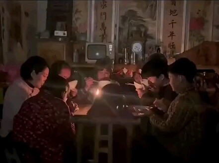 Untuk masa kecil yang telah kita lewatkan