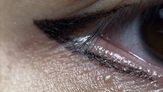 Giờ thì biết cách vẽ đường kẻ mắt mắt mèo rồi chứ!