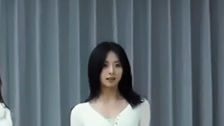 Tzuyu's practice room is so handsome