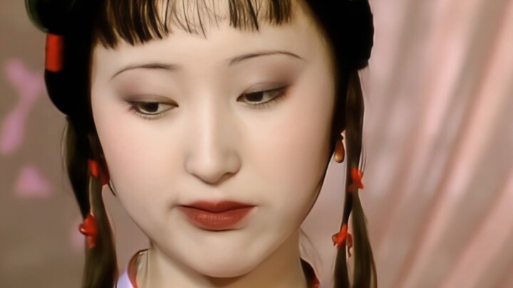 Giờ đây nhìn lại, thật ngưỡng mộ trạng thái tinh thần của Lâm Đại Ngọc, quả là thanh cao nhã nhặn!