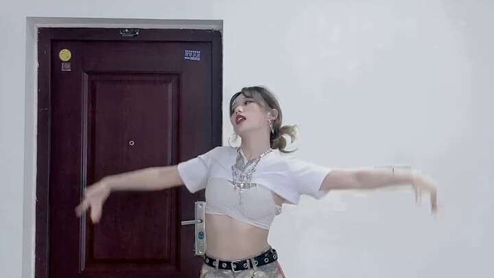 [Lý Thiết Chui] Cộng đồng khép kín đang biểu diễn tại ngân hàng phòng khách! EXID-'FIRE' bốn bộ tran