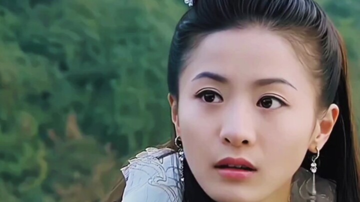 Now this is a fairy who seems to live beyond the mortal world—lithe and adorable.