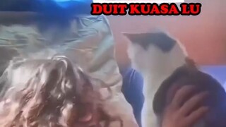 SIAPA YANG BETE KALO DISURUH MANDI___