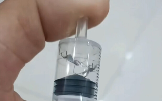 刺激，一会高压舱，一会低压舱！