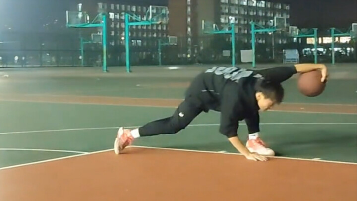 ใช้ชีวิตมาครึ่งค่อนชีวิตก็ไม่เคยคิดเลยว่าบาสเกตบอลจะเล่นได้แบบนี้เหรอ?!