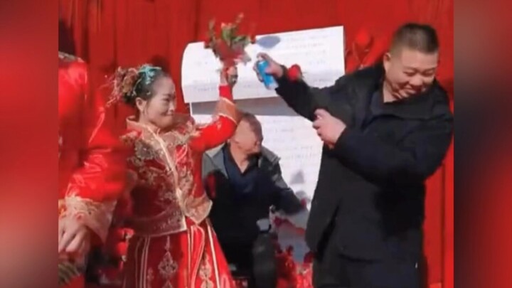 为什么现代年轻人结婚不堵门不恶搞了