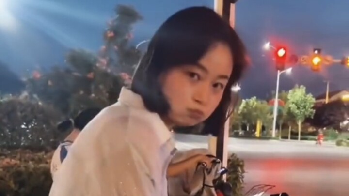 หัวเราะทุกวันและลืมความกังวลของคุณ