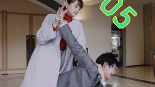 "Please Let Me Be Your Slave" 05, subdue the president in public and help him relieve his fatigue!