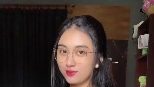 gak tahan liatnya 😆jan lupa follow juga ya