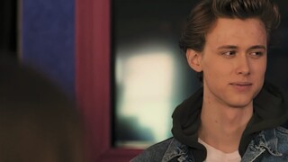It is not only a youth film but also an educational film. Everyone sings "imagine" in the film