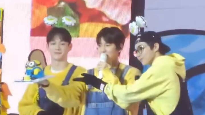 Baekhyun: How did you guys come up with a surprise for me?! Jongdae and Minseok: Because you’re the 