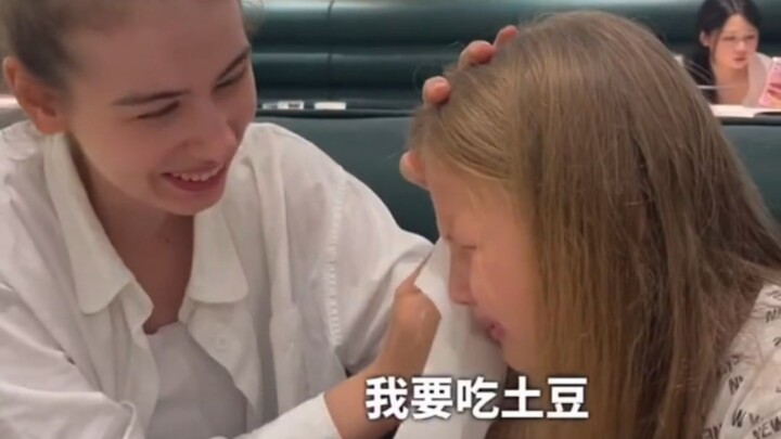 First vs. Third Time Visiting China: A Super-Real Comparison of My Foreign Sister-in-Law’s Meals in 