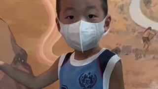 “This卦 is wrong!” A child spotted an error in the Fuxi Eight Trigrams diagram at the Meteorological 