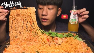 Zin ASMR | MUKBANG ĐĨA MÌ CAY HẢI SẢN ĐANG SÔI CÙNG THÁNH ĂN UỐNG