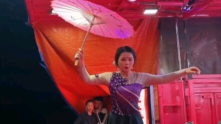 Putri Akrobat Anhui Barat