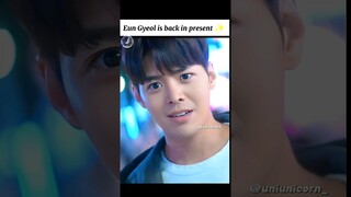 he's happy,but should he? #kdrama #twinklingwatermelon #shorts #timetravel #ryeoun #fantasy #jk #bts