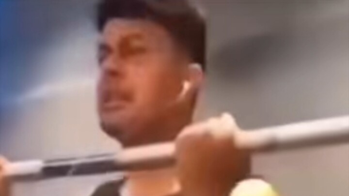 When your earphones get disconnected in the gym in Austria