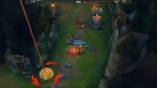 Tao quất cho má nhìn không ra luôn nè #funny #leaugeoflegends #lol #FunnyLOLChannel