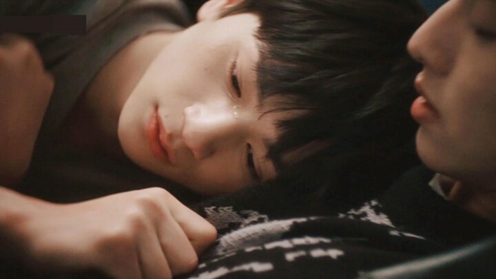 “Aku cium kamu hari ini, padahal sebenarnya kamu nggak mau menghindar kan?” Guru Xiao Qi merilis buk