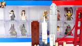 LEGO Building: LEGO City Skyline 21043 San Francisco, recreating the regular characters in the movie