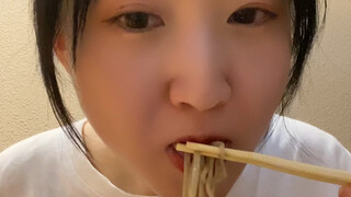 How hard the Japanese try to get you to eat more tempura rice