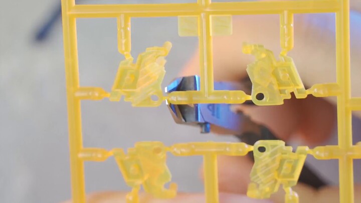 [เสียงแห่งกาว] RG Banshee การบีบอัดที่ควบคุมด้วยเสียงและการประกอบโมเดลที่ติดหู