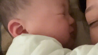 Cái tiếng gọi mẹ này, đúng là làm tan chảy con tim luôn!