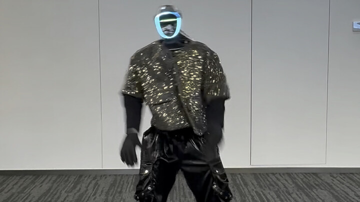 رقص الروبوتات – جينغومن