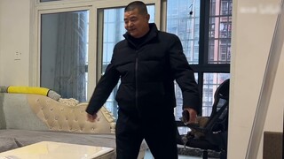 โอนเงินให้พ่อแม่ของคุณอย่างลับๆ และดูปฏิกิริยาของพวกเขาตามลำดับ