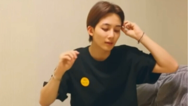 Ketika hanya Yin Jinghan yang ada di asrama lantai 8