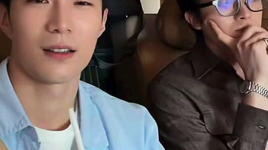 260517 Matthew Han & Zhang MMingbo live stream (Raw)