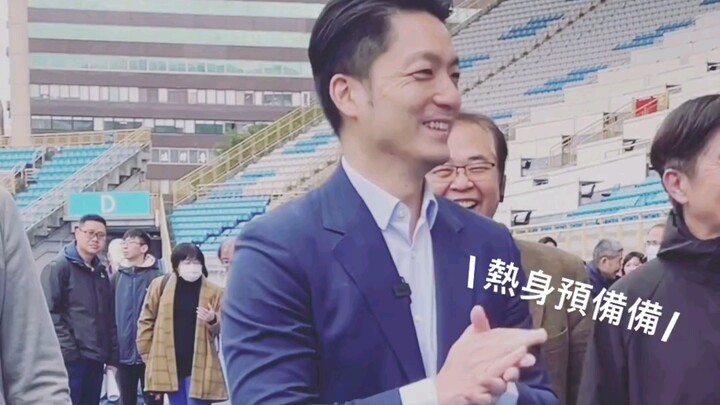 العمدة جيانغ يجرب ملعب تايبيه لألعاب القوى بعد التحديث الجديد.. انتبهوا للتدفئة في الطقس البارد!