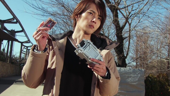 Take stock of those transformation scenes in Kamen Rider that make you want to become handsome after