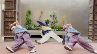 The spirit of H.O.T. must be carried forward! A 40-year-old "white rice" dad takes his kids to reliv