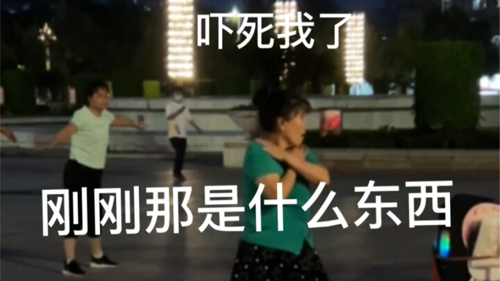 “Latihan fobia warna” dari si kecil Xiao Fen benar-benar bikin geregetan! Ngomong-ngomong, mbak di a