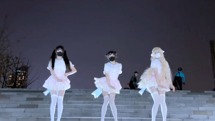รักของเราข้ามกาลเวลา #นี่คือการเต้นที่สาวน้อยน่ารักควรเต้น
