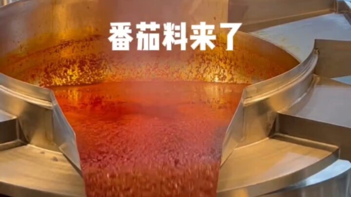 Which province loves tomato hot pot base the most??